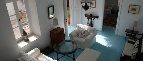 Sitting room 1