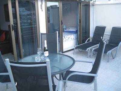 Geräumige 2-Zimmer-Wohnung mit großem Balkon in Puerto Rico Gran Canaria