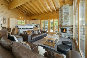 Living-dining room