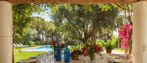 Enjoying a lunch or diner in a wonderfull natural area. Sitges Villas.