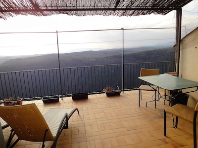 Apartamento con terraza y vista panorámica 180 ° valle de Siagne cerca de Grasse