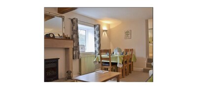 Character cottage in the beautiful Peak District