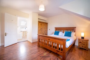 upstairs master bedroom with full ensuite