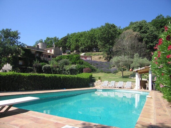 La Bastide de Prenn, pool, garden and house