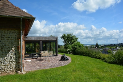 Superb view estuary, the countryside 10 minutes from the center, free P, dogs accepted