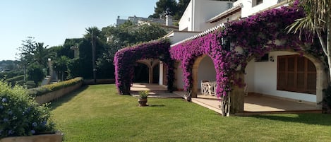 Jardines del alojamiento