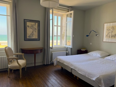 Grande chambre vue mer