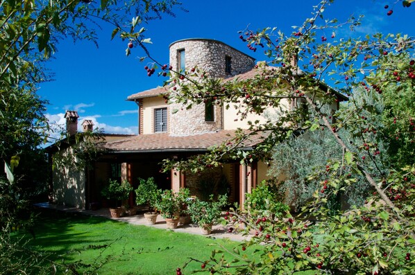 Villa Meridolio - Front side
