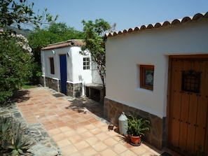 Welcome to Double fronted Casa de la Era, nestling in Las Alpujarras