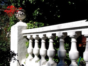 Villa Carmen - detail terrace