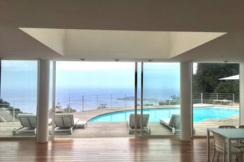 Spectacular Panoramic Views of Cap Ferrat & Beaulieu.