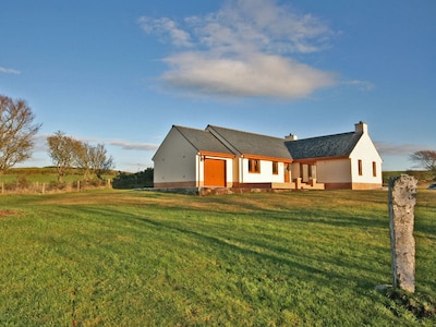 Luxury lodge situated idyllically on the edge of a small working farm