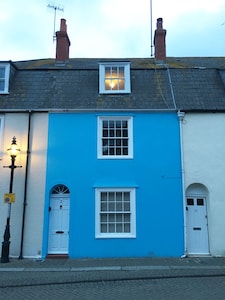 Blue Bay Cottage - Beautiful Cottage near the Harbour in Weymouth