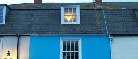 Front of Blue Bay Cottage in Cove Street