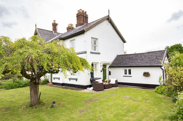 Diglis Lock Cottage 