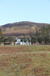 Cottage de Crofter Acogedor En medio Skye