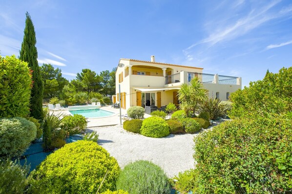 Private Heated Pool and Private Garden