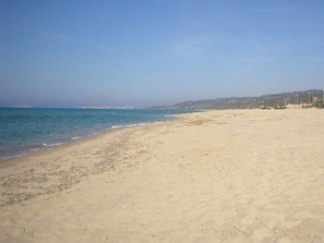 Badesi Beach (9mins)