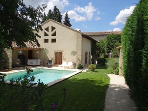 Coté piscine
