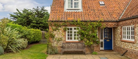 Orchard Cottage, Burnham Thorpe: Front elevation