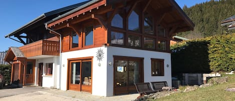 Spring at Chalet Uxello 