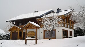 Winter at Chalet Uxello 