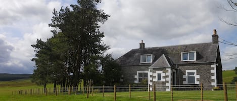 Girnwood Holiday Cottage