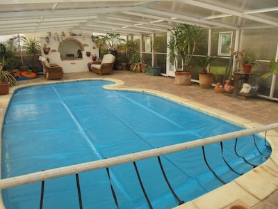  3 bed cottage on farm with hot tub & pool  in quiet village in north yorkshire 