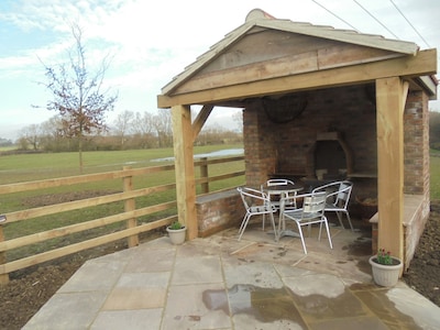  3 bed cottage on farm with hot tub & pool  in quiet village in north yorkshire 