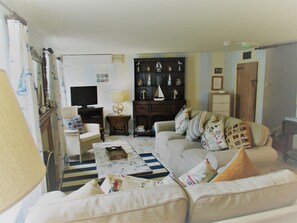 View of the lounge area