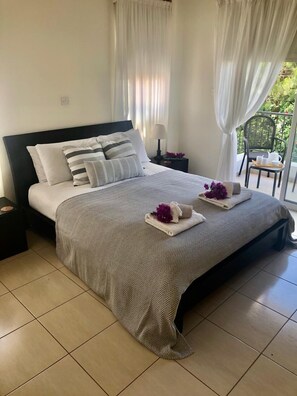 Master bedroom with en-suite and balcony
