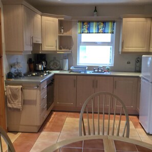 Kitchen/dining area