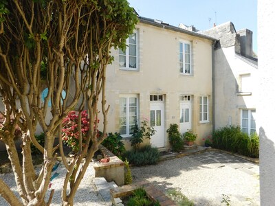 A secluded townhouse in the heart of historic Bayeux
