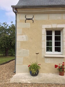 Hübsches Ferienhaus in einem ruhigen Weiler bei La Chartre-sur-le-Loir, Vallée du Loir