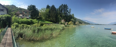 Haus am Ufer des Sees du Bourget, Savoie