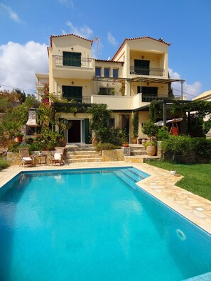 Villa Agios Constantinos