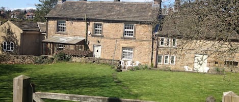 Hathersage house sleeps max 8 available 