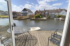 View of the river from Swan Cottage 