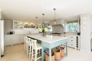 Beautiful Open Plan Kitchen and Dining Room