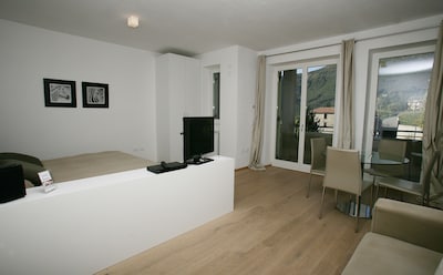 Apartment 4 Betten, Balkon, Seeblick, Sauna, Schwimmbad
