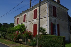 maison coté  rue