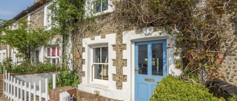 Burnham Cottage, Wells-next-the-Sea: A charming cottage