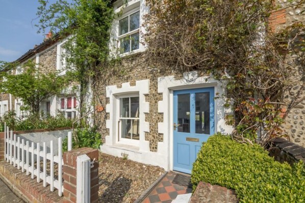 Burnham Cottage, Wells-next-the-Sea: A charming cottage