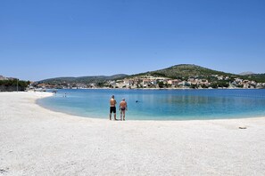 nearbay sandy beach