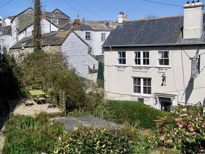 Casa adosada con jardín en Fowey, Cornwall, Inglaterra