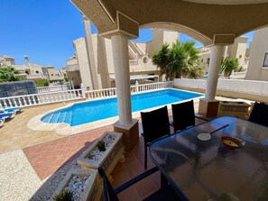 Shaded Terrace with dining for 6 