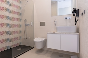 Bain