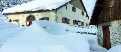 La Ferme du Douanier en hiver