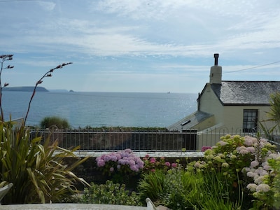 Hübsches Cottage mit ununterbrochenem Meerblick