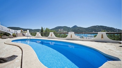  Prestige Villa spectacular sea views / Puertoueblo "Pti Saint tropez"